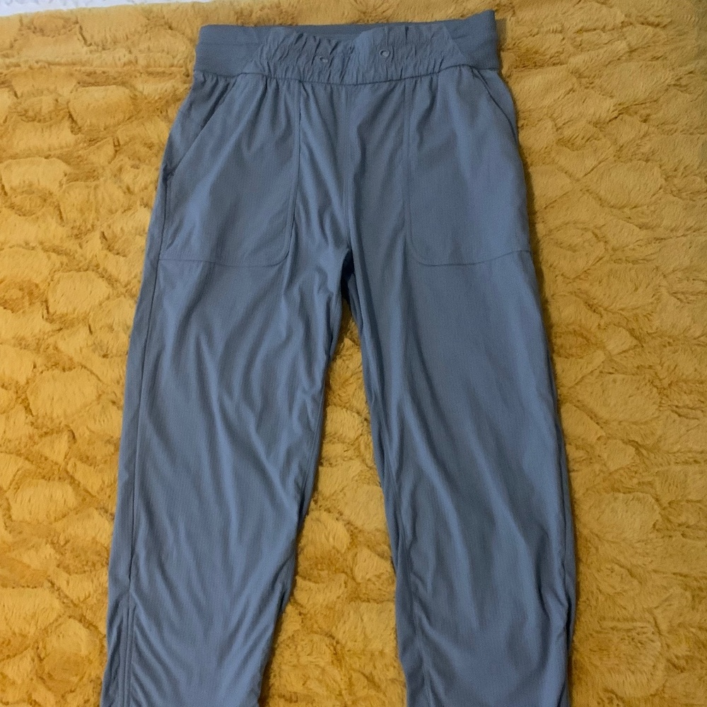Lululemon Capris